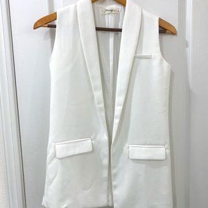 White Sleeveless Vest